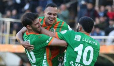 Alanyaspor, Konyaspor’u 2-1 Mağlup Ederek Galibiyet Serisine Başladı