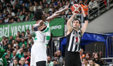 Beşiktaş GAIN, Bursaspor Basketbol’u Deplasmanda Farklı Mağlup Etti