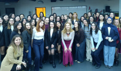 L’Oréal Türkiye, ‘Bilim Kadınları İçin’ Programı ile Genç Yetenekleri Bilim Dünyasıyla Buluşturdu