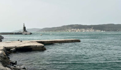 Çanakkale Boğazı’nda Fırtına: Gemi ve Feribot Seferleri Çift Yönlü Durduruldu