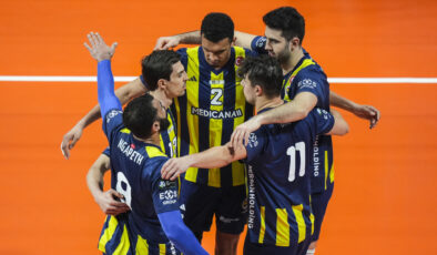 Fenerbahçe Medicana, Galatasaray’ı 3-0 Mağlup Etti: Derbide Set Vermedi!