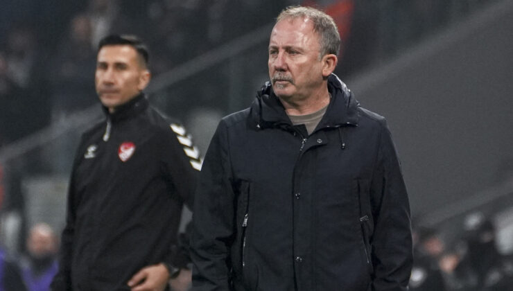 Sergen Yalçın’dan Başakşehir Galibiyeti Değerlendirmesi: ‘Doğru Transferler Yaptık, Eksiklerimizi Görüyoruz’