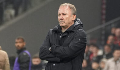 Sergen Yalçın’dan Alanyaspor Beraberliği Değerlendirmesi: ‘Sezonun En Kötü 20 Dakikası’