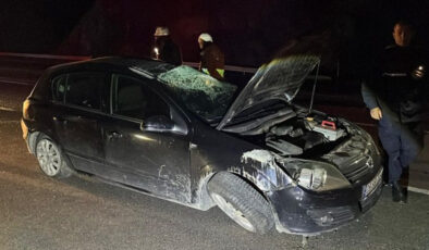 Yozgat-Ankara Yolunda Feci Kaza: Otomobil Refüje Çarptı, 5 Yaralı