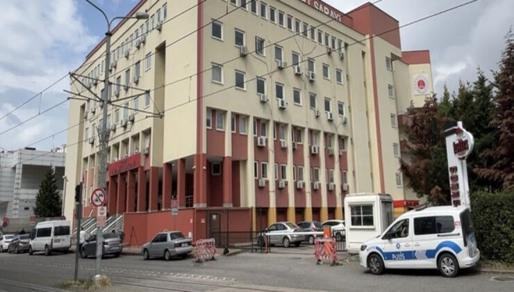 Kocaeli Adliyesi’nde Vurgun: Emanet Depodan 2 Kilo Altın ve Dolar Çalındı, Çalışan Tutuklandı