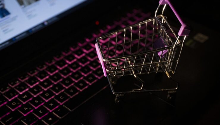 E-Ticaret Dolandırıcılığına Darbe: 982 Milyon Liralık Vurgunla 18 Tutuklama