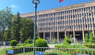 Milli Eğitim Bakanlığı’ndan ‘Laikliği Savunuyoruz’ Bildirisine Suç Duyurusu: 168 Kişiye ‘Halkı Kin ve Düşmanlığa Tahrik’ Soruşturması