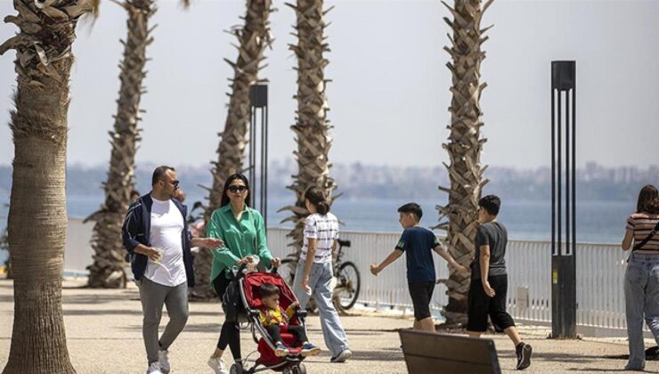 Bahar Geliyor: Türkiye’yi Sıcak Hava Bekliyor, Çığ Uyarısı!