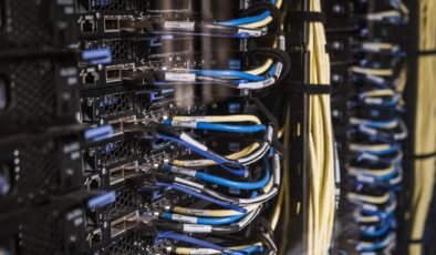 Yapay Zekaya Nazik Davranmak Çevreye Zarar Veriyor: Enerji Verimli İletişimin Önemi