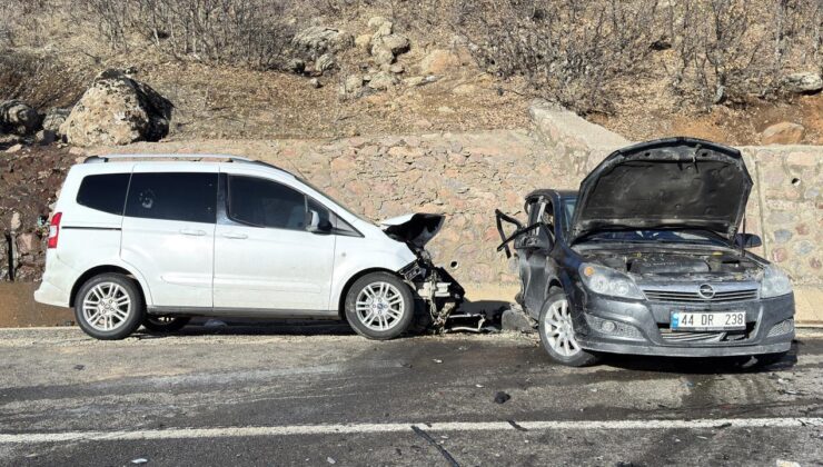 Bingöl-Elazığ Karayolu’nda Feci Kaza: 2 Ölü, 3 Yaralı