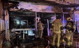 Bursa’da Balıkçı Dükkanında Yangın: Ev Sular Altında Kaldı, Aile Dumandan Etkilendi