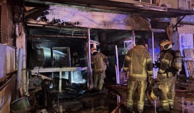 Bursa’da Balıkçı Dükkanında Yangın: Ev Sular Altında Kaldı, Aile Dumandan Etkilendi