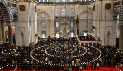 Ramazan’ın İlk Cuma’sında Camilerde ‘Cami ve Hayat’ Vurgusu: Birlik, Beraberlik ve Maneviyat Çağrısı