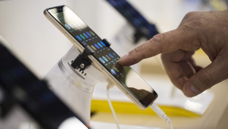 Akıllı Telefon Pazarı Daralıyor: IDC’den 2023 Tahminleri