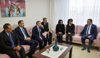Cumhurbaşkanı Yardımcısı Yılmaz’dan Mersin’de Şehit Ailelerine Ziyaret: Minnet ve Vefa Dolu Anlar