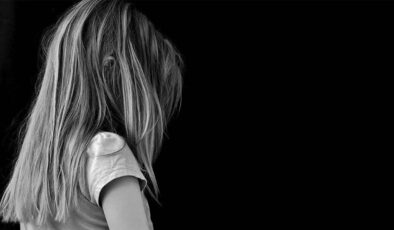 Fransa’da Dehşet: Eğitimci Jacques Leveugle 89 Çocuğa Cinsel İstismardan Tutuklandı