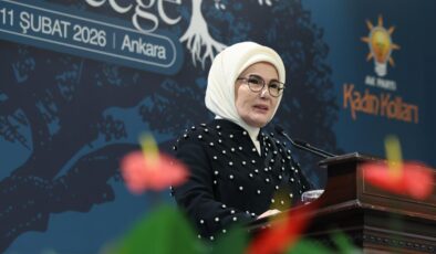 Emine Erdoğan’dan AK Parti Kadın Kolları’na Vefa: ‘Büyük ve Güçlü Bir Aileyiz’