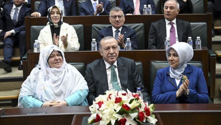 Cumhurbaşkanı Erdoğan’dan Mihalgazi Belediye Başkanı Akgün’e Destek: Yöresel Kıyafet Hakaretine Tepki