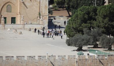 Kudüs’te Durum Vahimleşiyor: Mescid-i Aksa’ya Yönelik Baskınlar Artıyor, Yahudileştirme Politikaları Hız Kazanıyor