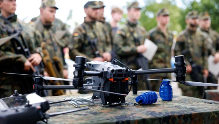 Almanya, Yapay Zeka Destekli Kamikaze Dronlarla Ordusunu Güçlendiriyor: 536 Milyon Euro’luk Sipariş