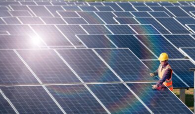 Bakan Uraloğlu’ndan TÜRKSAT GES Değerlendirmesi: Yeşil Enerjiyle Geleceğe Yönelik Önemli Adımlar