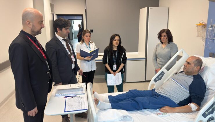 İzmir Şehir Hastanesi’nde Devrim: Kapalı Baypas Ameliyatıyla Hastalar Sağlığına Kavuşuyor