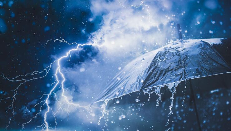 Karadeniz Fırtınaya Teslim Oluyor: 9 İlde Ulaşım ve Yaşamı Olumsuz Etkileyecek Kuvvetli Rüzgar ve Fırtına Uyarısı