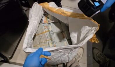 Şenlikköy’de 30 Milyon Dolarlık Vurgun: Kapalıçarşı’daki Döviz Bürosu Sahibinin Aracından Çuvallarla Para Çalındı