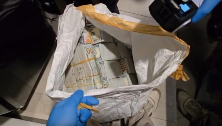 Şenlikköy’de 30 Milyon Dolarlık Vurgun: Kapalıçarşı’daki Döviz Bürosu Sahibinin Aracından Çuvallarla Para Çalındı