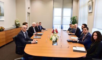 Akif Çağatay Kılıç, Rusya Dışişleri Bakanlığı Özel Temsilcisi Hovayev ile Cumhurbaşkanlığı Külliyesi’nde Görüştü: İkili İlişkiler, Barış Süreci ve Güney Kafkasya Gündemde