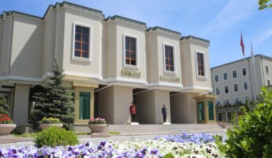 İçişleri Bakanlığı’ndan Yalova’daki Baba ve Bebeğe Yönelik Saldırıya Sert Tepki: Müfettiş Görevlendirildi