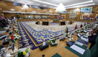 İİT’den İsrail’in Batı Şeria’yı İlhak Girişimine Karşı Kınama: Acil Toplantı ve Ortak Tavır Çağrısı