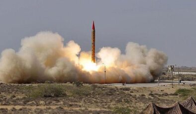 Medvedev’den Nükleer Tehdit Uyarısı: Ukrayna’ya Nükleer Silah Sevkiyatı Dünya Savaşına Giden Yol