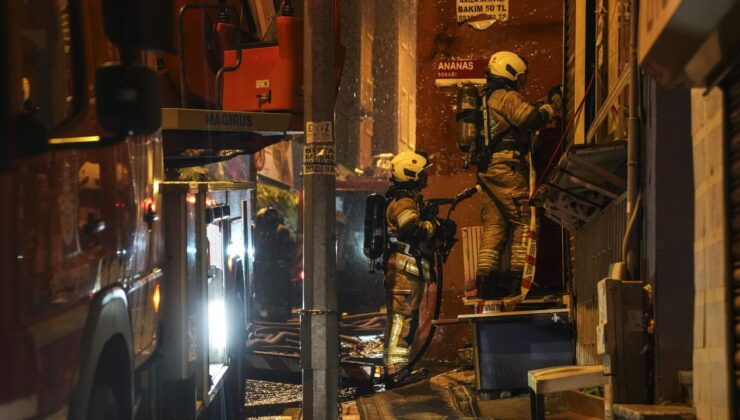 İstanbul’da Metruk Binada Çıkan Yangın Bitişikteki Ahşap Binalara Sıçradı: Tahliye ve Mücadele
