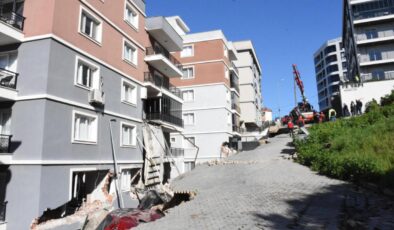 İzmir’de Şiddetli Yağış Felaketi: Menemen’de İstinat Duvarı Çöktü, Binalar Boşaltıldı
