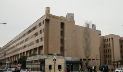 İZBETON Soruşturmasında Yeni Gelişme: 22 Şüpheli Adliyeye Sevk Edildi, Eski Başkan ve Yöneticiler de Dahil