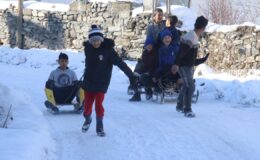 Ağrı’da Yoğun Kar Yağışı Uyarısı: Okullar Çarşamba Günü Tatil Edildi