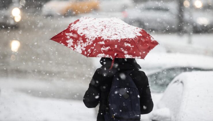 Muş’ta Kar Yağışı Eğitime Engel Oldu: Varto, Bulanık ve Malazgirt’te Okullar Tatil Edildi