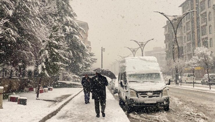 Meteoroloji’den 31 İle Sarı Kodlu Uyarı: Fırtına, Kar ve Yağışlara Dikkat!