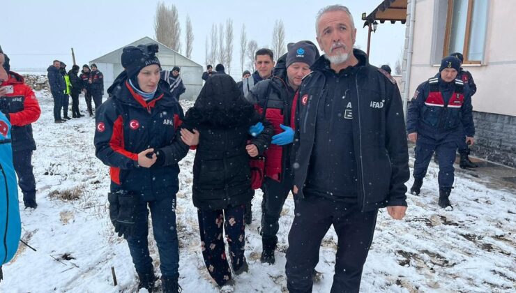 Kayseri’de Kaybolan Genç Kız Bulundu: İlknur Çiçek 8 Saatlik Arama Sonrası Kurtarıldı