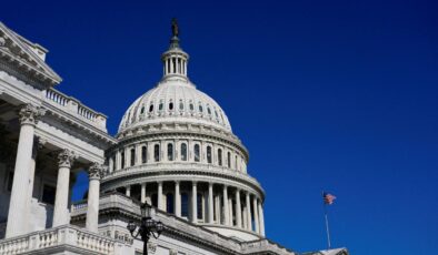 ABD Kongre Binası Yakınlarında Silahlı Şüpheli Gözaltına Alındı: Soruşturma Başlatıldı