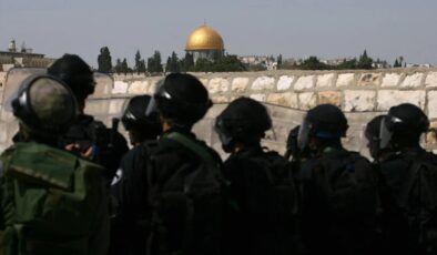 İsrail Polisi Mescid-i Aksa İmamı’nı Gözaltına Aldı: Gerilim Tırmanıyor