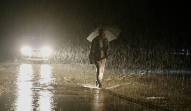 Seydikemer’de Sel: Eşen Çayı Taştı, Çukurincir Mahallesi’nde Evler Boğuldu