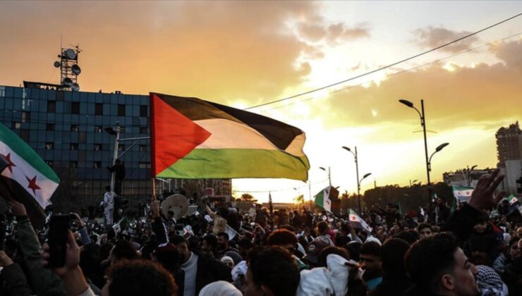 Şam’da 14 Yıl Aradan Sonra Ramazan Topu Geleneği Yeniden Canlandı: İftar Vakti Coşkusu