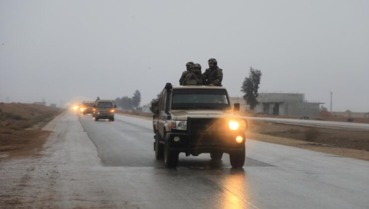 Son Dakika: Suriye Ordusu, ABD’nin Çekildiği Tenef Üssü’nün Kontrolünü Devraldı