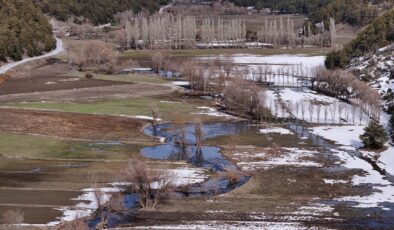 Yozgat’ta Sel: Göndelen Vadisi’nde Taşkın, Köprü Yıkıldı – Bölgede Çalışmalar Sürüyor