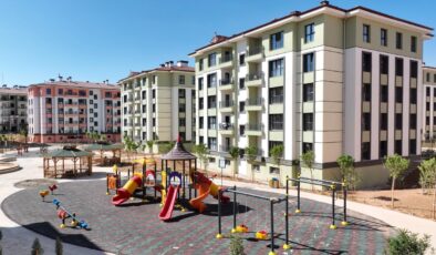 TOKİ’den Cumhuriyet Tarihinin En Büyük Konut Hamlesi: Yeni Kura Çekilişleri Başlıyor!