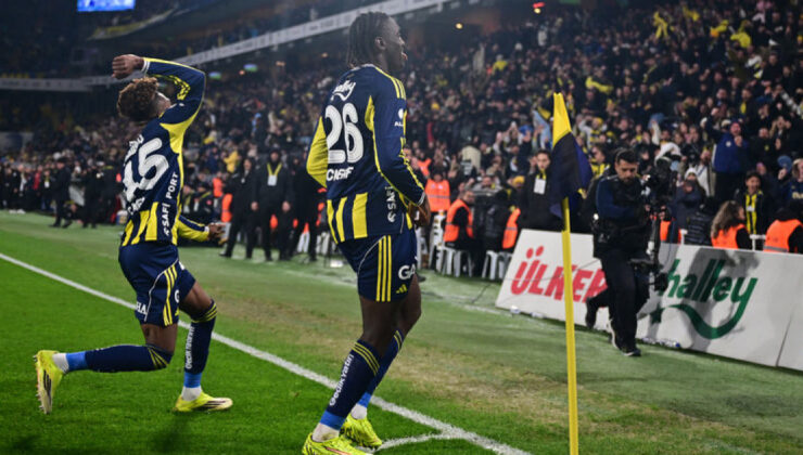 Fenerbahçe, Samsunspor’u Geriden Gelerek Yendi: Geri Dönüşlerin Kralı Yine Sahnedeydi!
