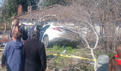 Aydın Bozdoğan’da Feci Kaza: 2 Ölü, 1 Ağır Yaralı