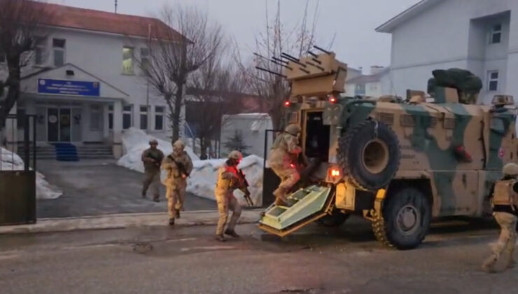 Van ve Hakkari’de Uyuşturucu Operasyonu: 320 Kilo Madde Ele Geçirildi, 15 Şüpheli Yakalandı